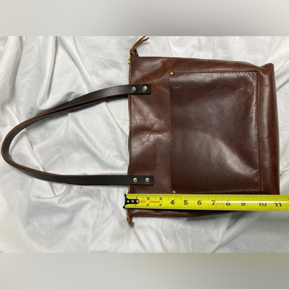Sturdy real leather bag by Portland Leather Goods - Picture 9 of 10